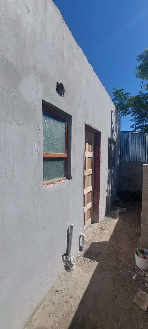 5 Bedroom Property for Sale in Palm Park Western Cape